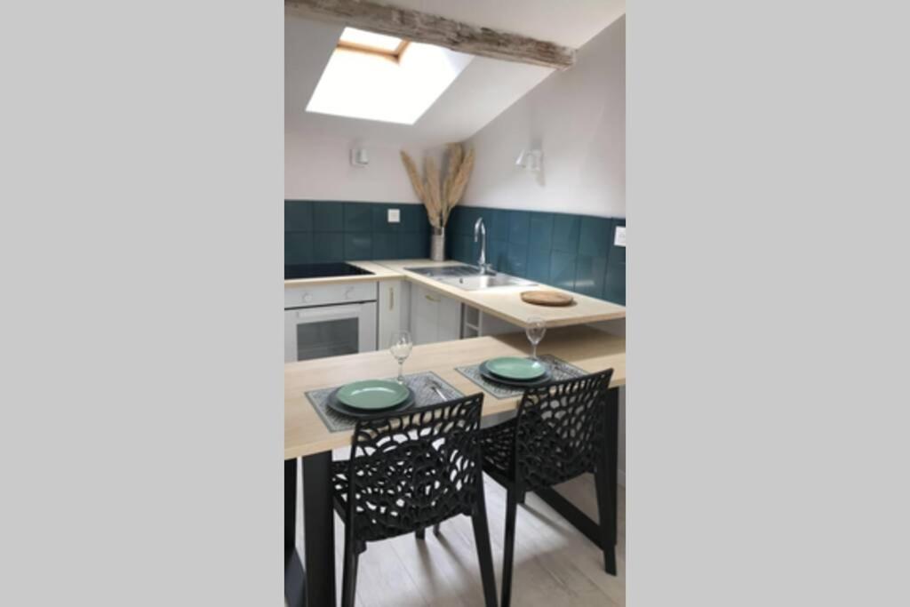 ,centre Historique , Entree Autonome Apartment